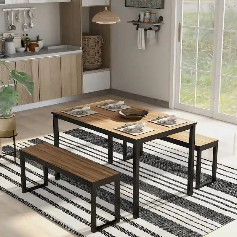 Ensemble de table et de chaises de salle à manger trois pièces en métal de style transitoire