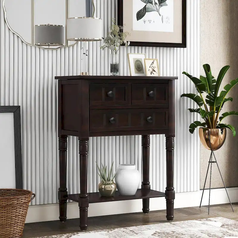 Console en bois massif vieilli avec trois tiroirs de rangement et une étagère inférieure